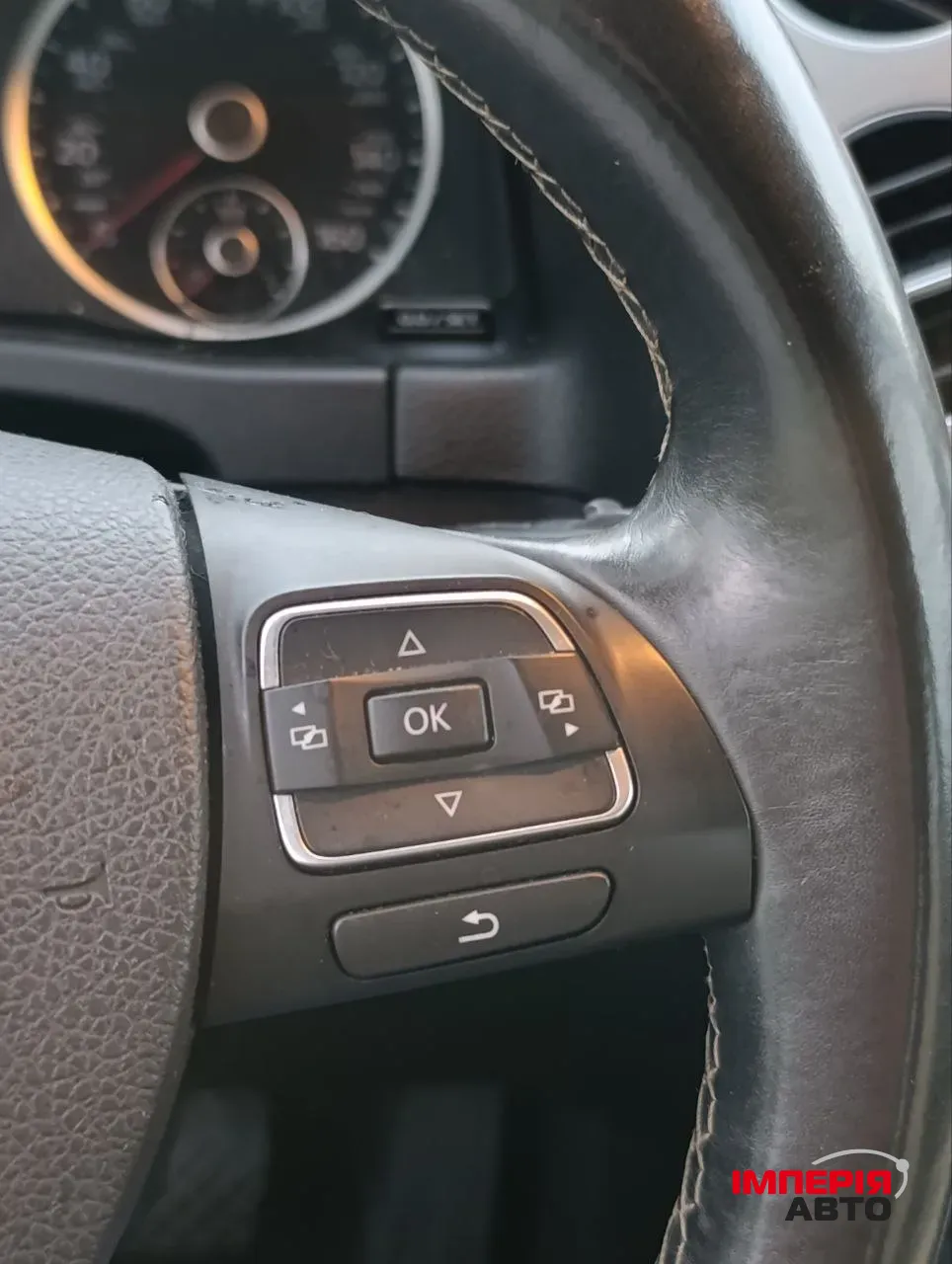 Volkswagen Tiguan - фото 32