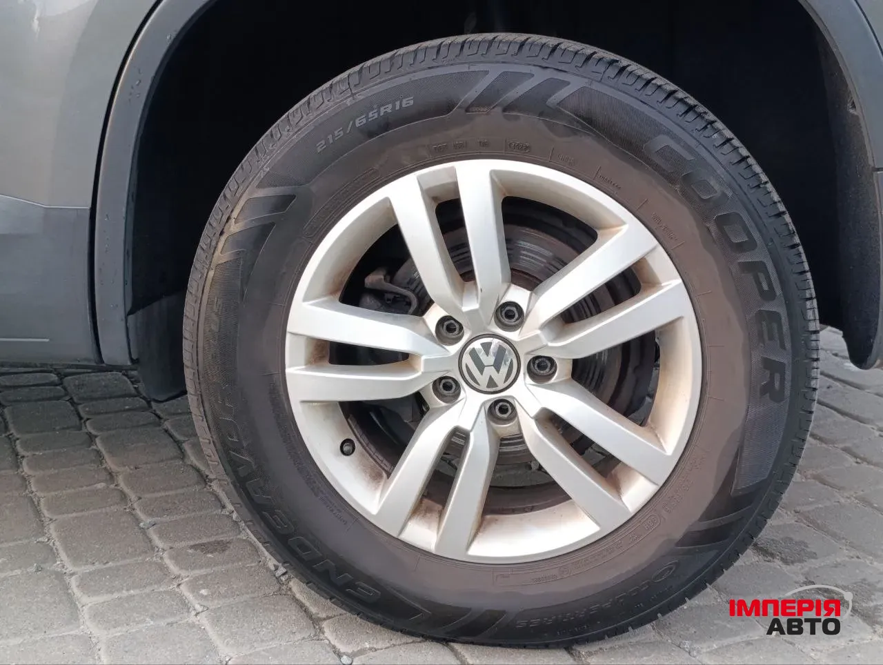 Volkswagen Tiguan - фото 35