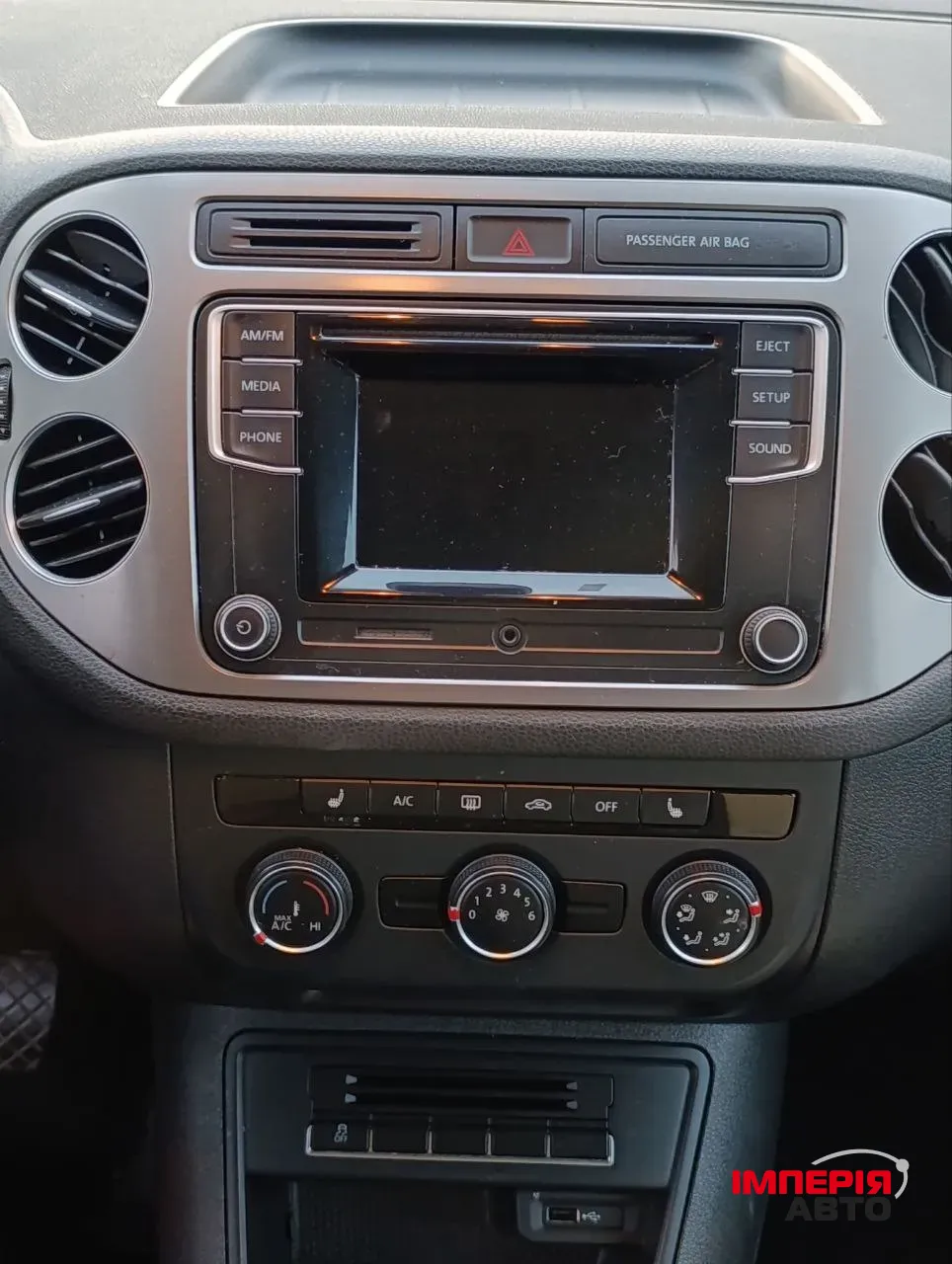 Volkswagen Tiguan - фото 31