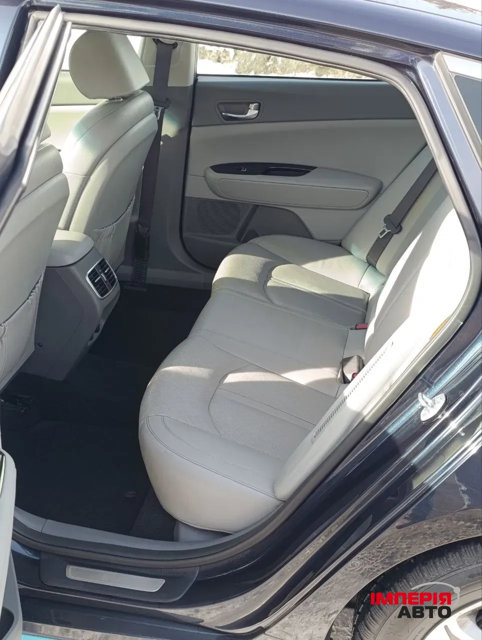 Kia Optima - фото 32