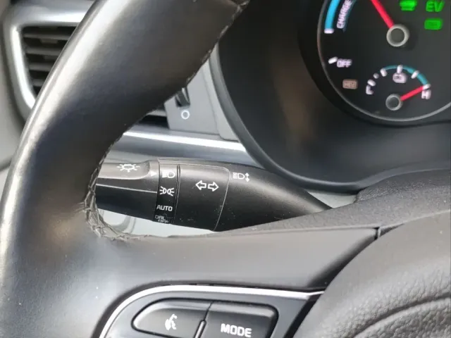 Kia Optima - фото 5