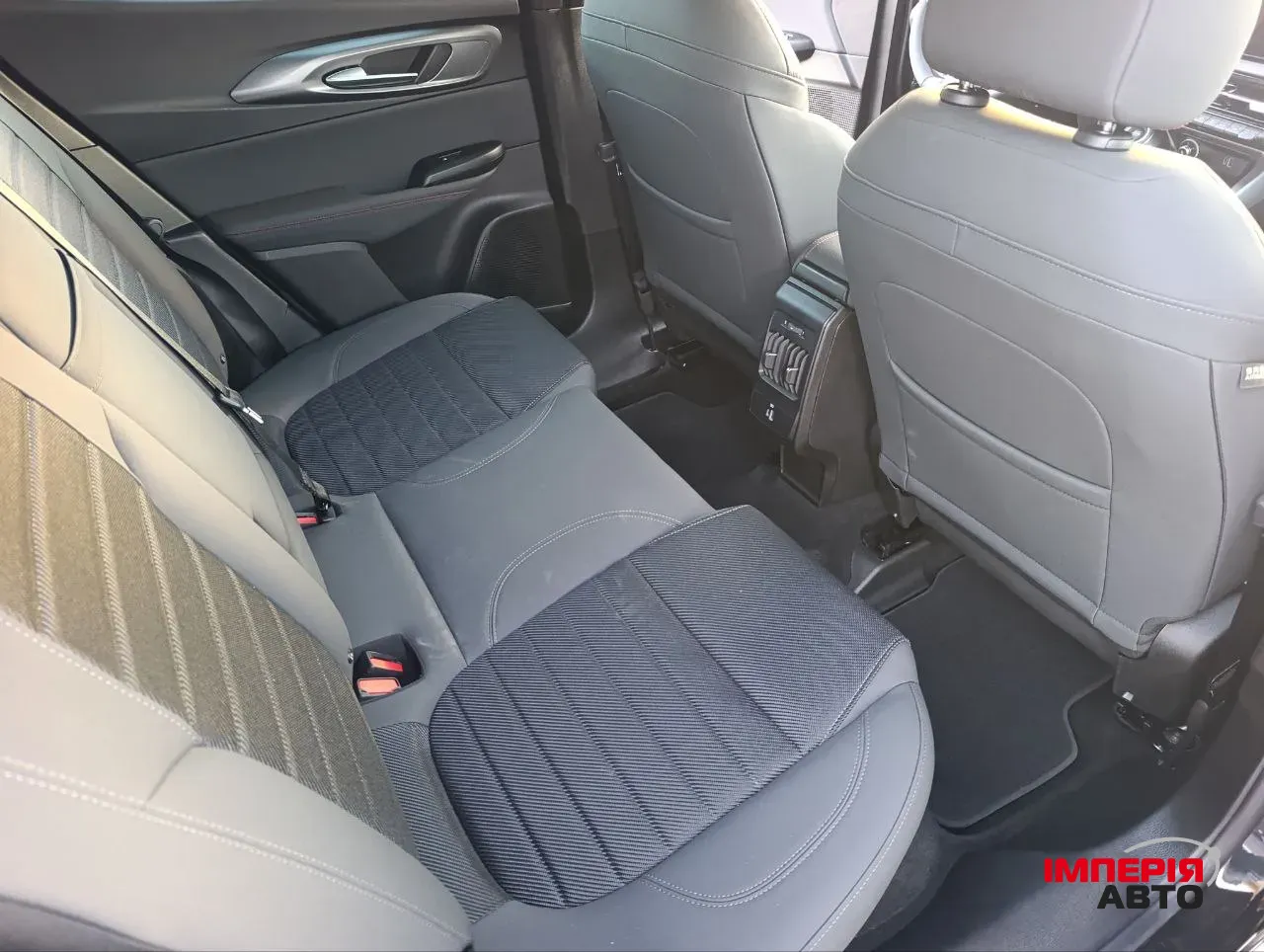 Dodge Hornet - фото 23