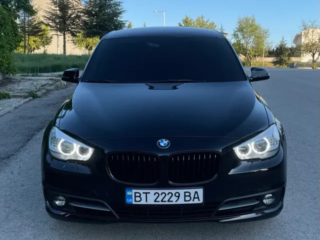 BMW 5 серії - фото 1