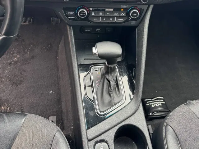 Kia Niro - фото 2