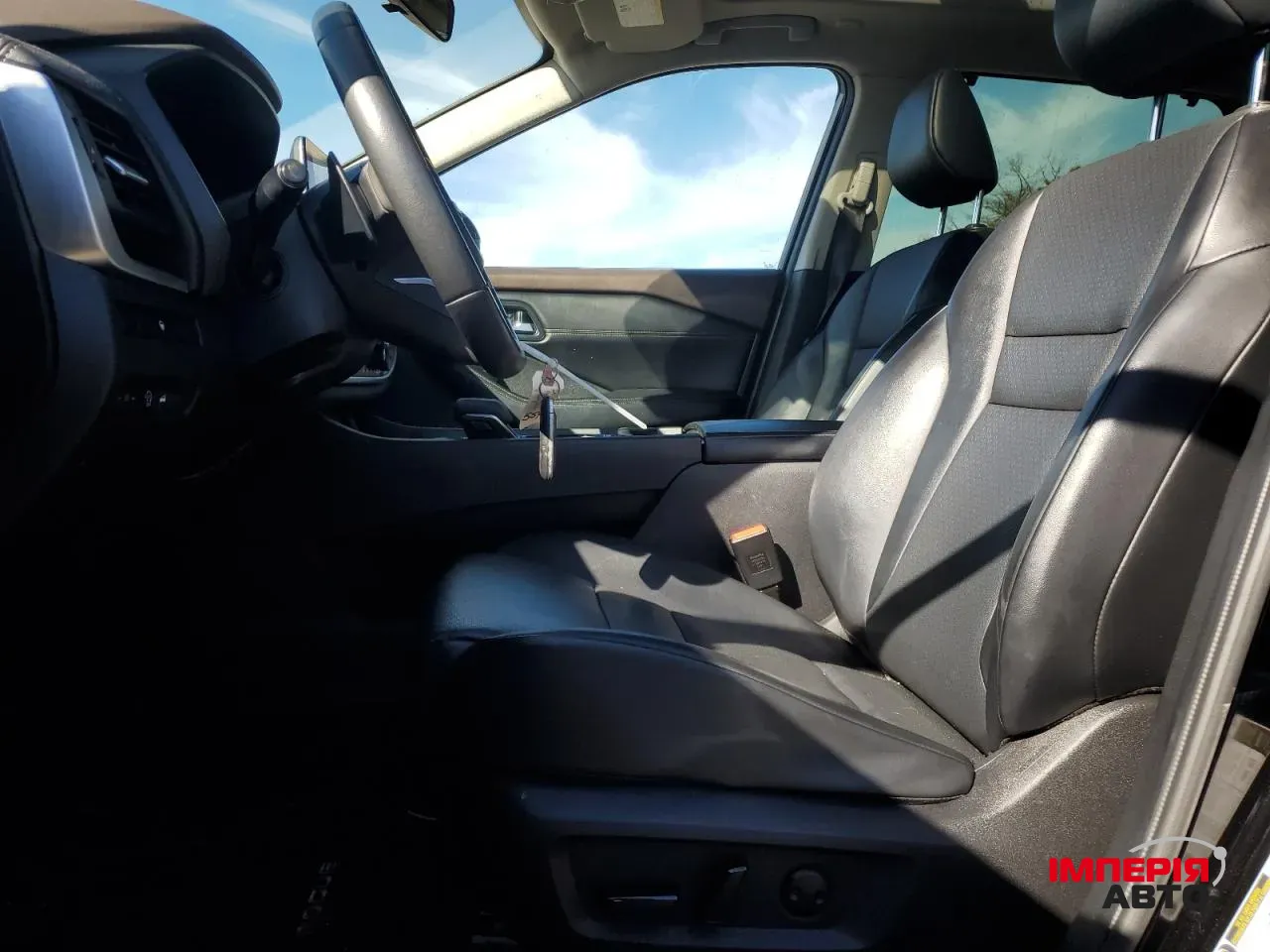 Nissan Rogue - фото 7