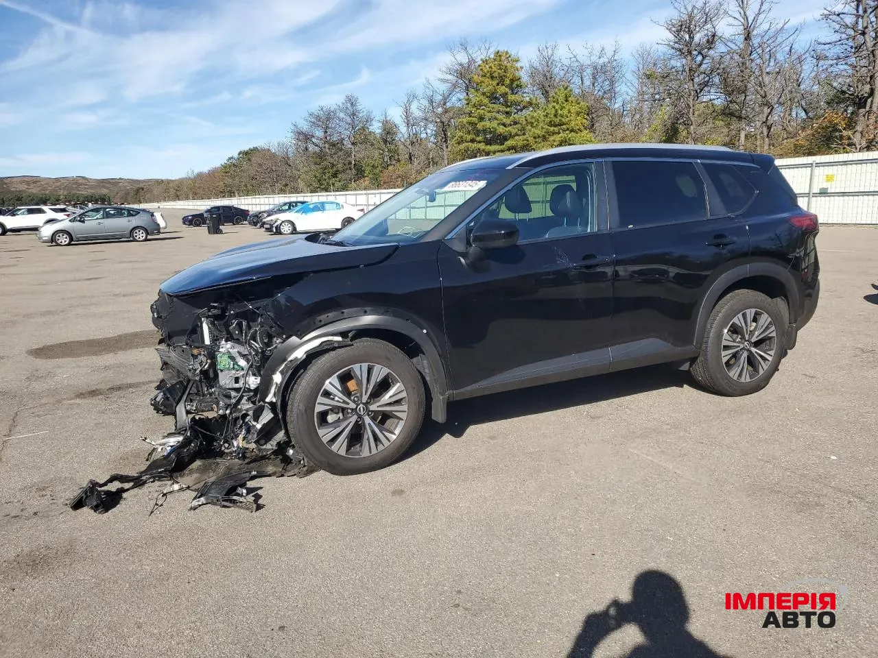 Nissan Rogue - фото 1