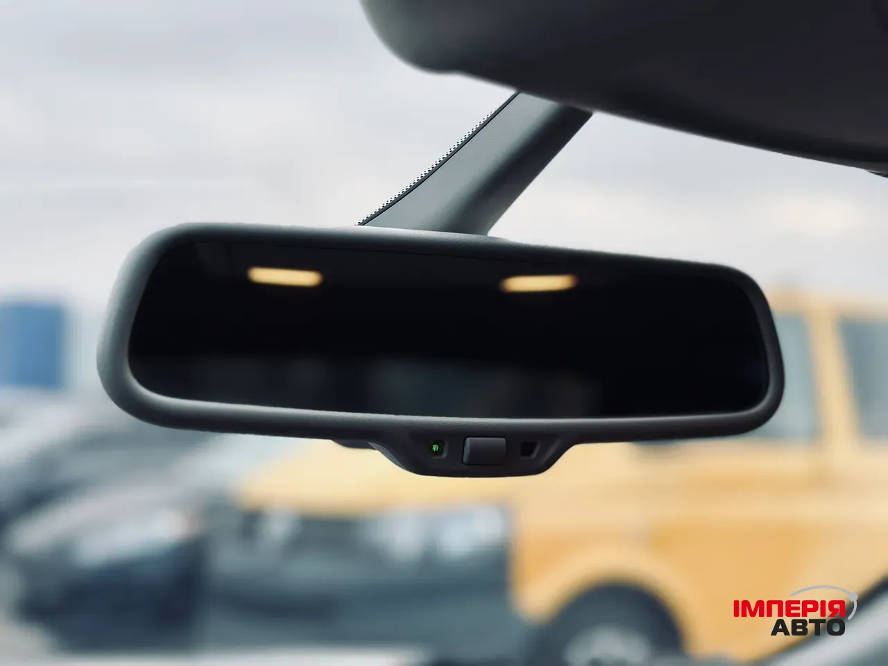 Audi A6 - фото 19