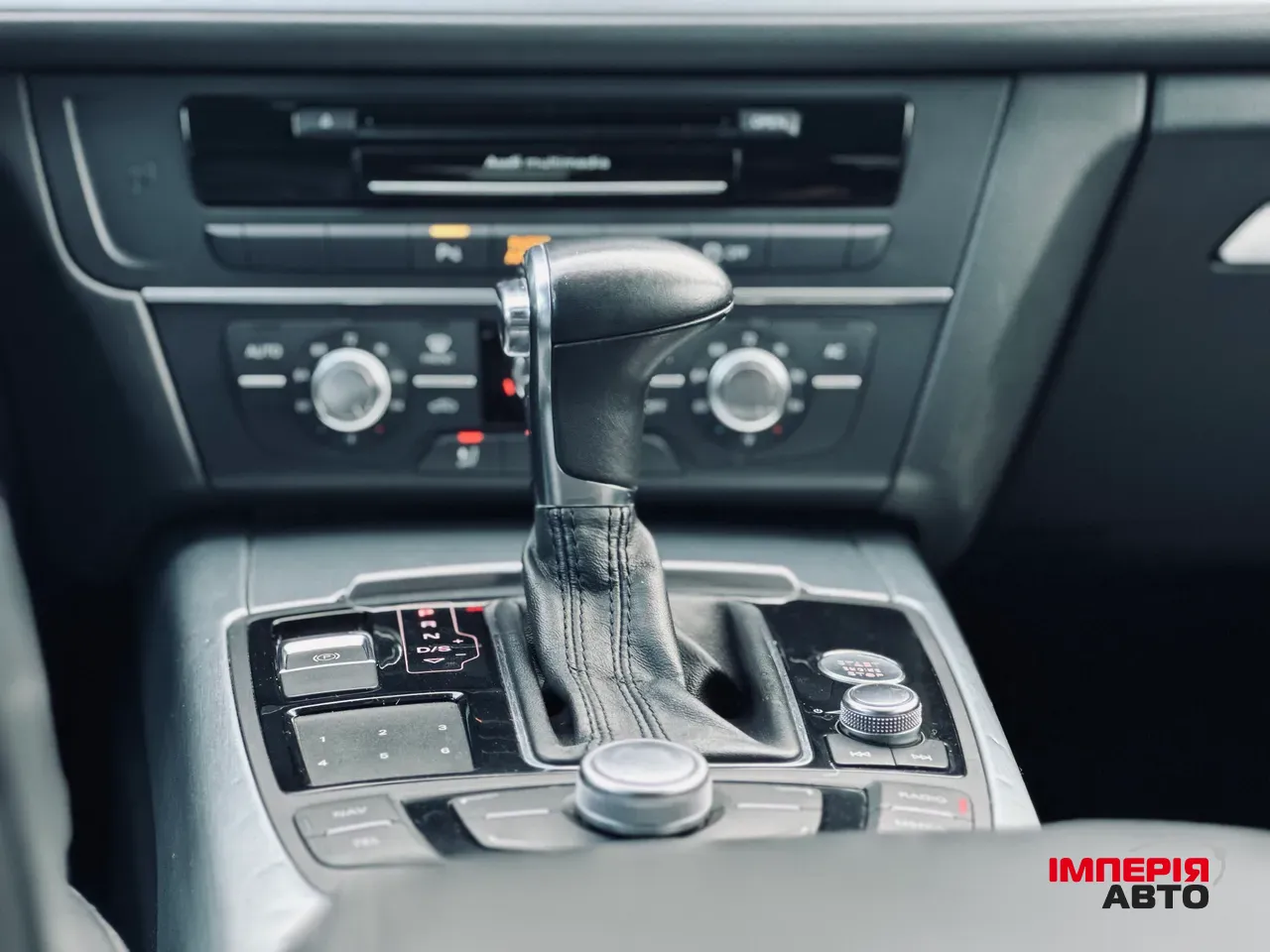 Audi A6 - фото 40