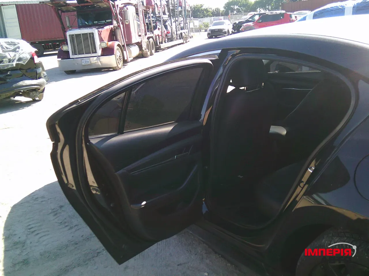 Mazda 3 - фото 31