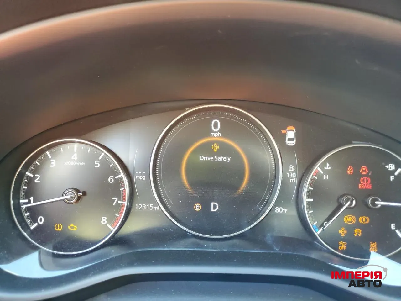 Mazda 3 - фото 9