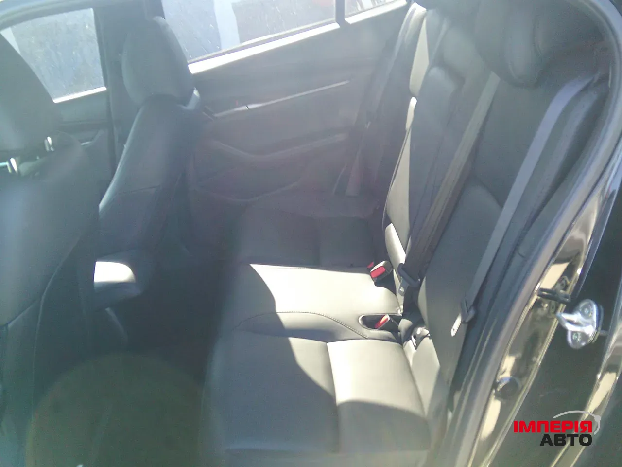 Mazda 3 - фото 32