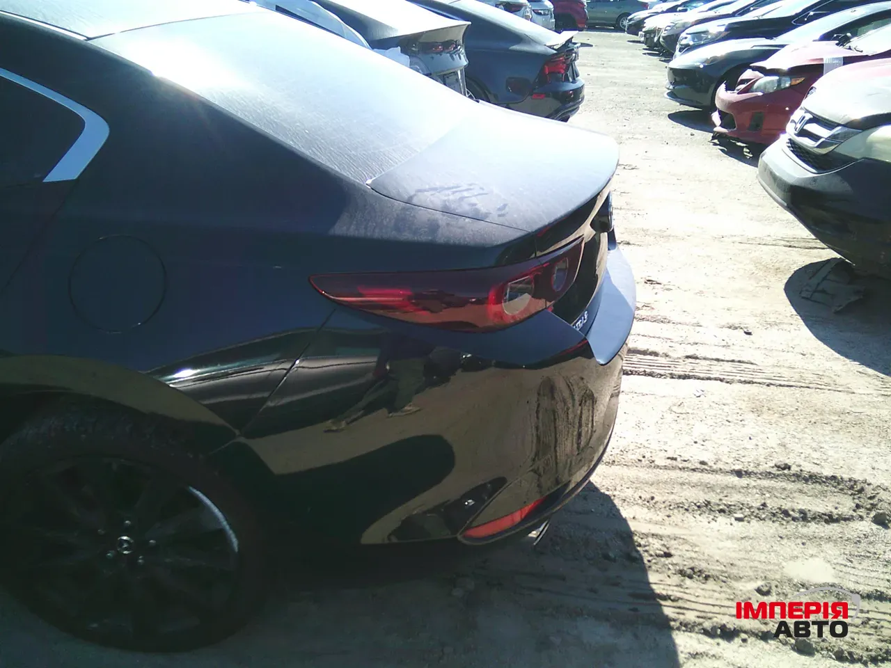 Mazda 3 - фото 18