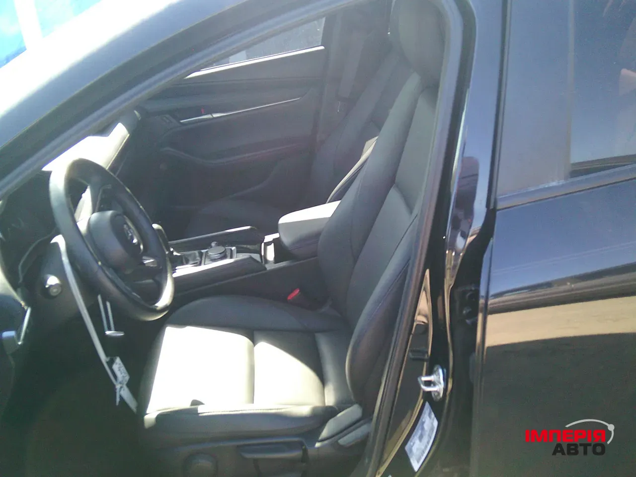 Mazda 3 - фото 27