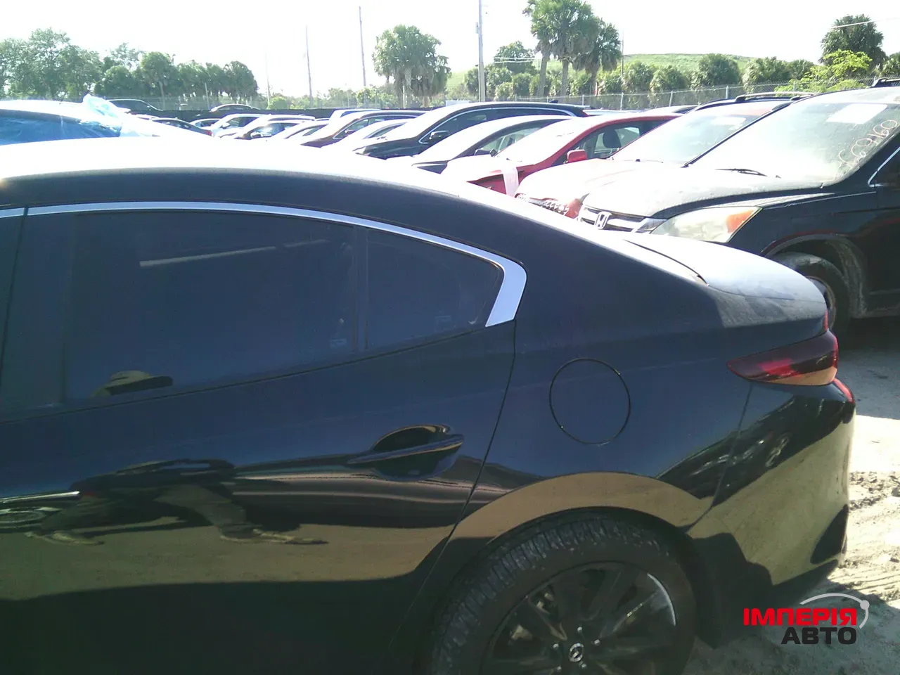 Mazda 3 - фото 17