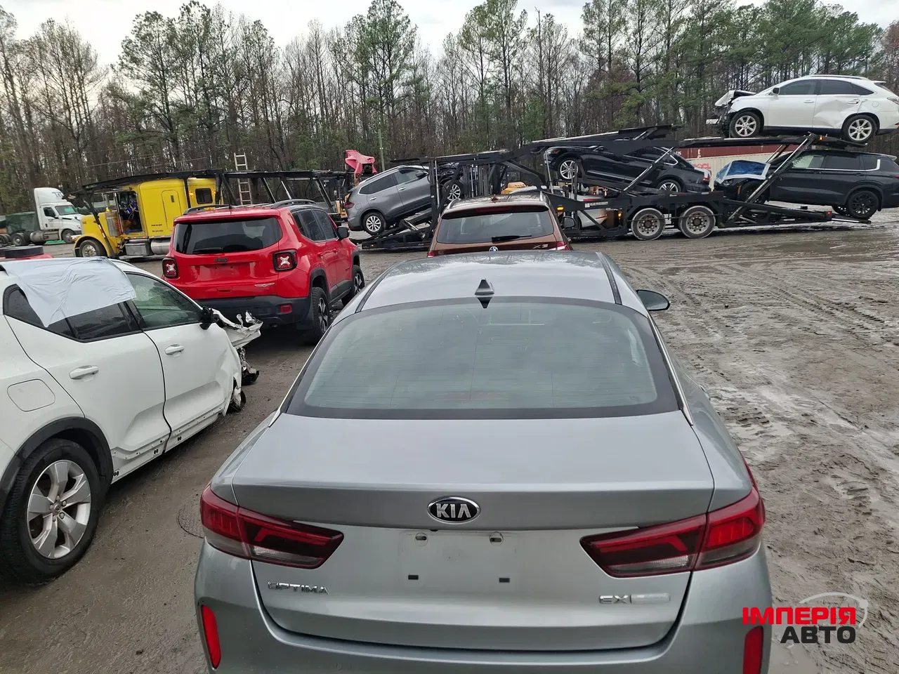 Kia Optima - фото 23