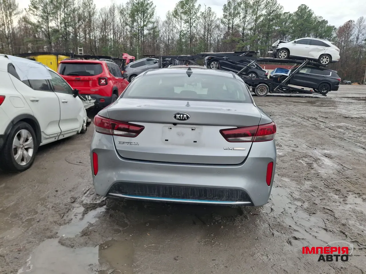 Kia Optima - фото 16
