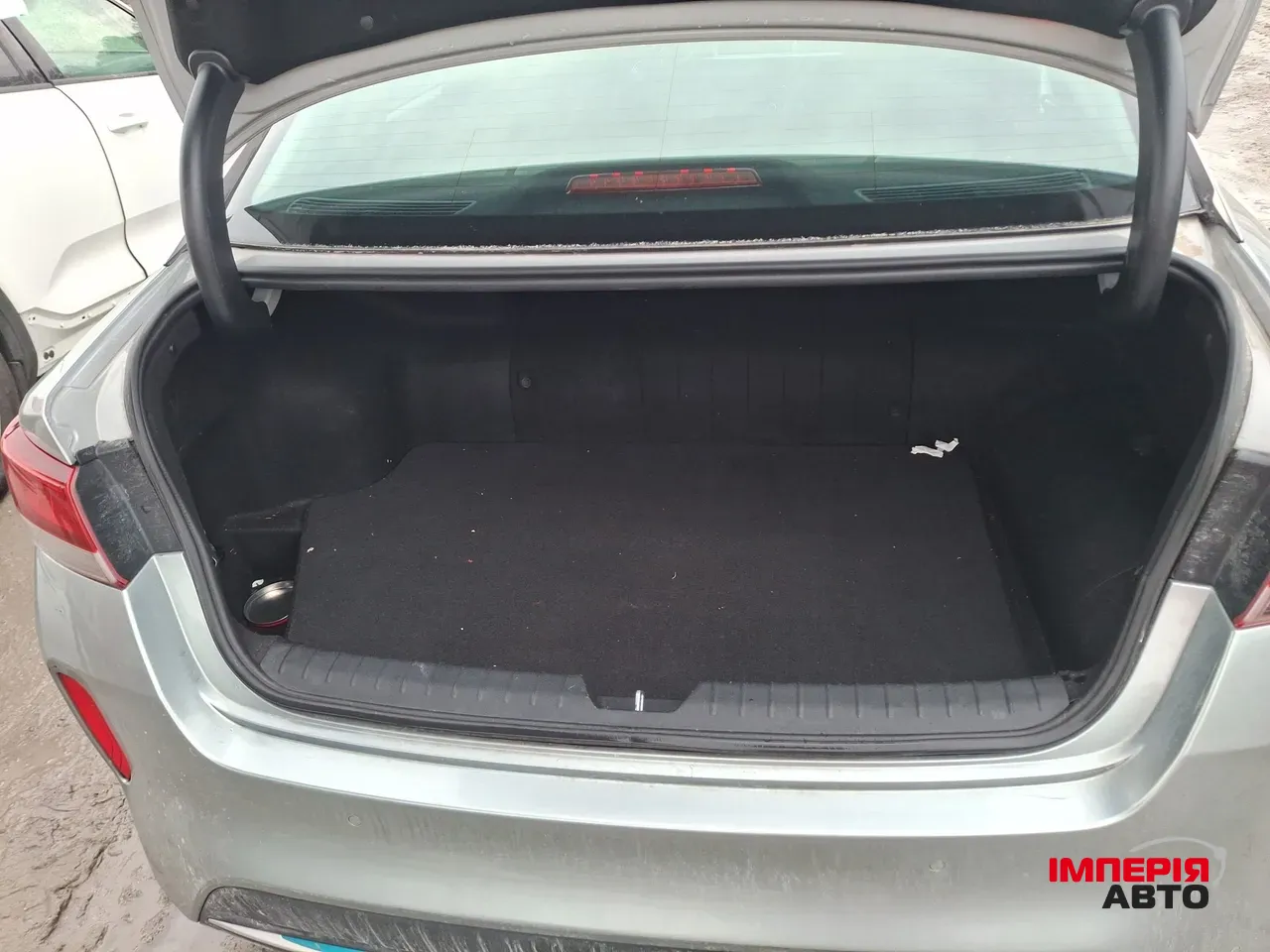 Kia Optima - фото 13