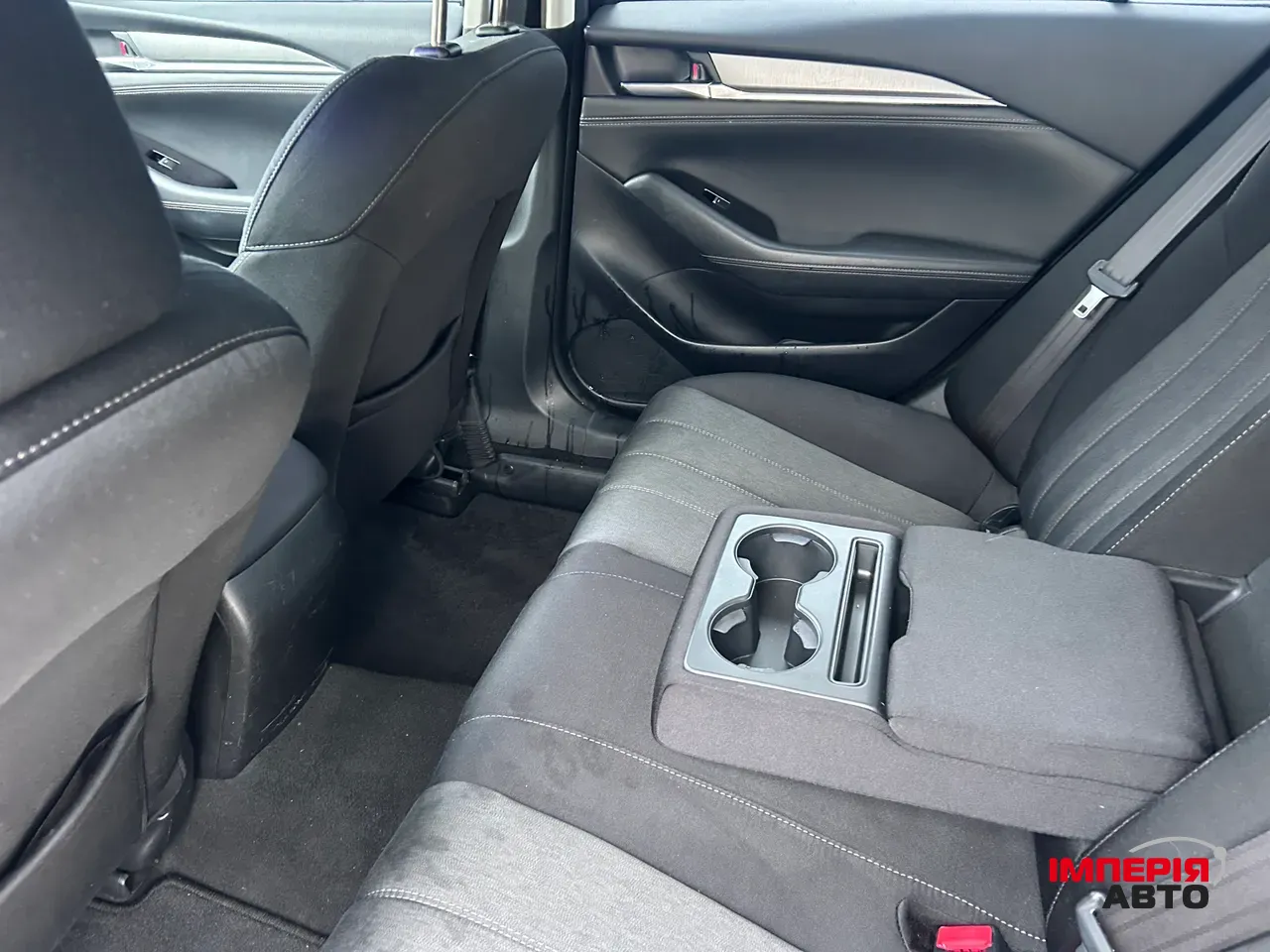 Mazda 6 - фото 11