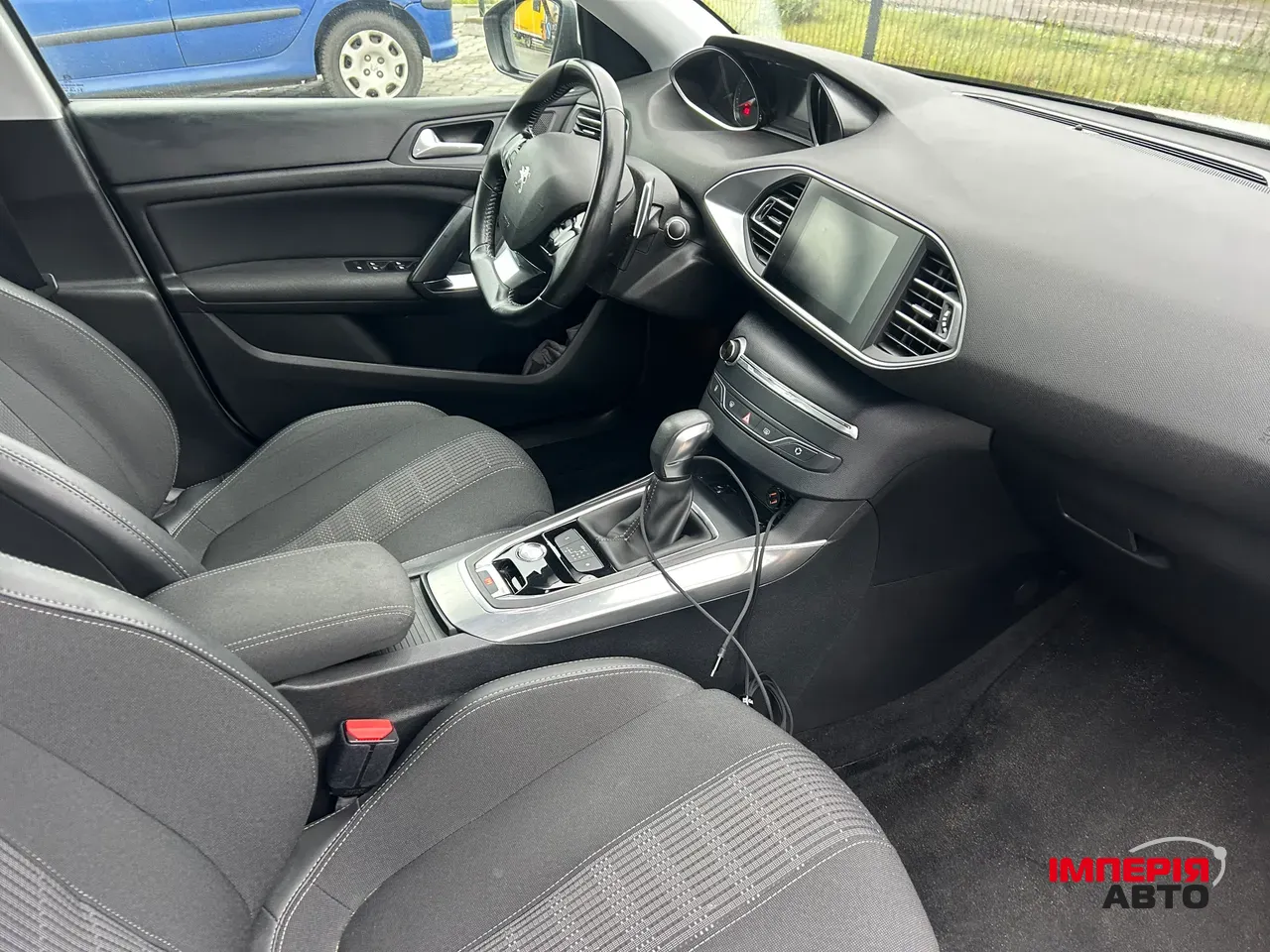 Peugeot 308 - фото 6