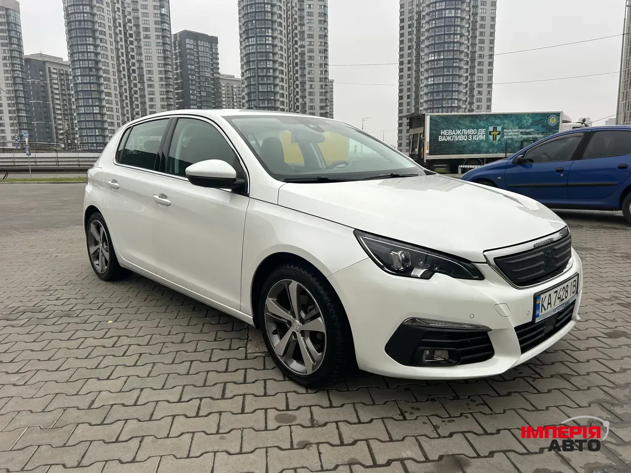 Peugeot 308 - фото 1