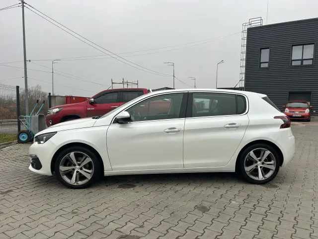 Peugeot 308 - фото 3