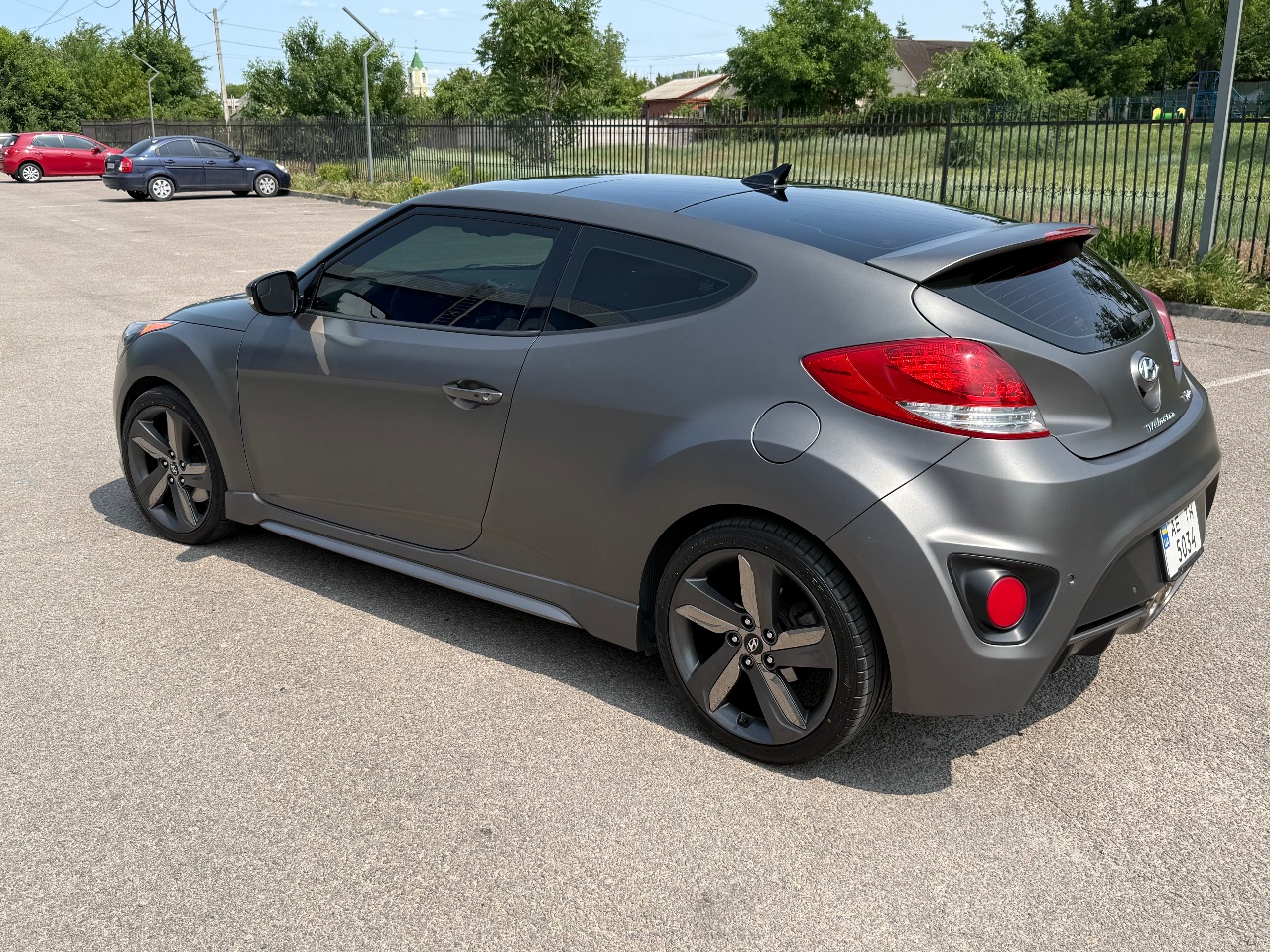 Hyundai Veloster - фото 4