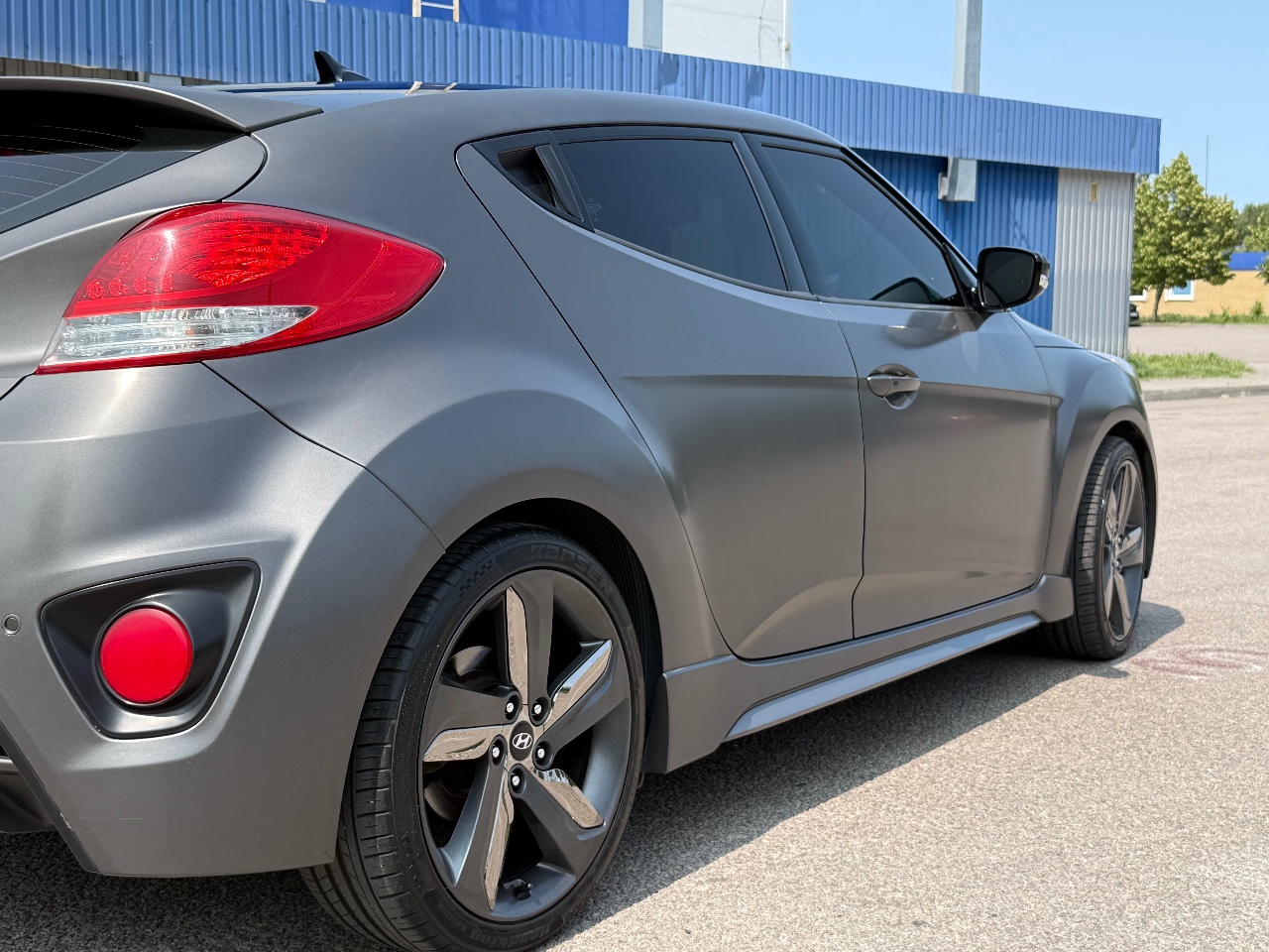 Hyundai Veloster - фото 8