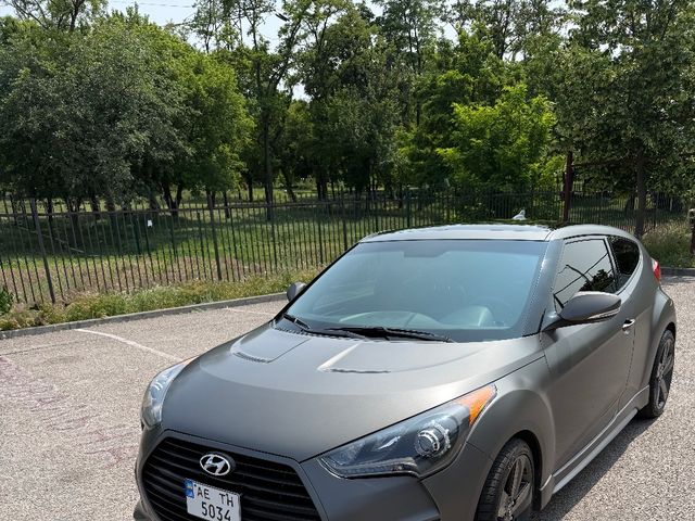 Hyundai Veloster - фото 2