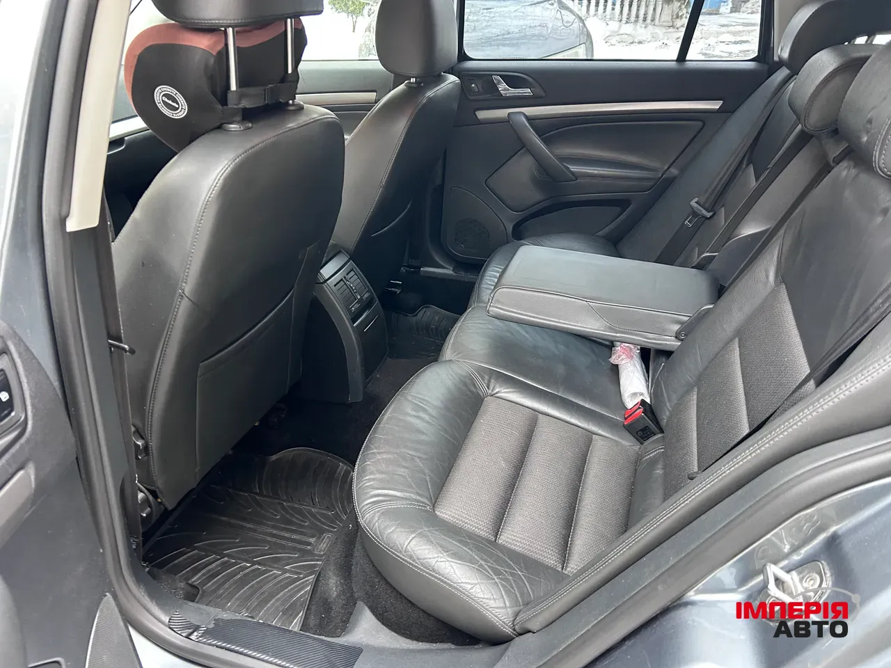 Skoda Octavia - фото 8