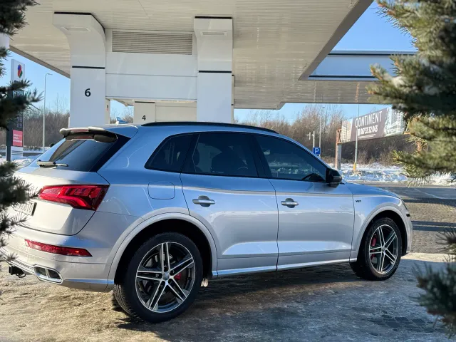 Audi SQ5 - фото 2