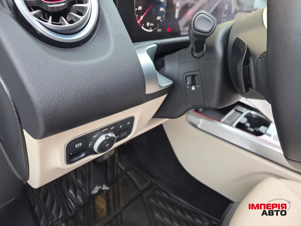 Mercedes-Benz GLB - фото 37