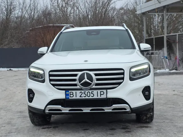 Mercedes-Benz GLB - фото 1