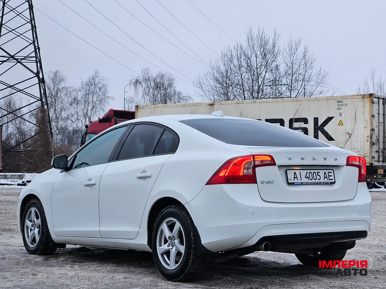 Volvo S60 - фото 11