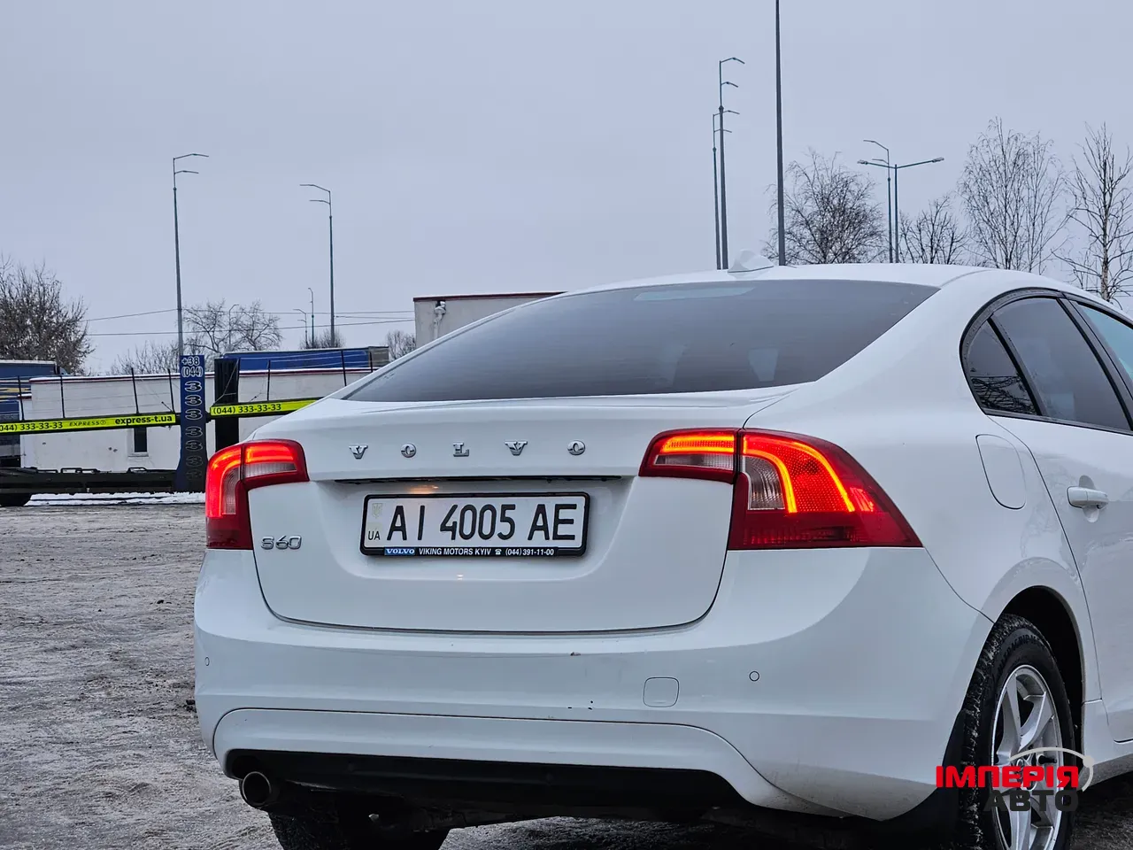 Volvo S60 - фото 10