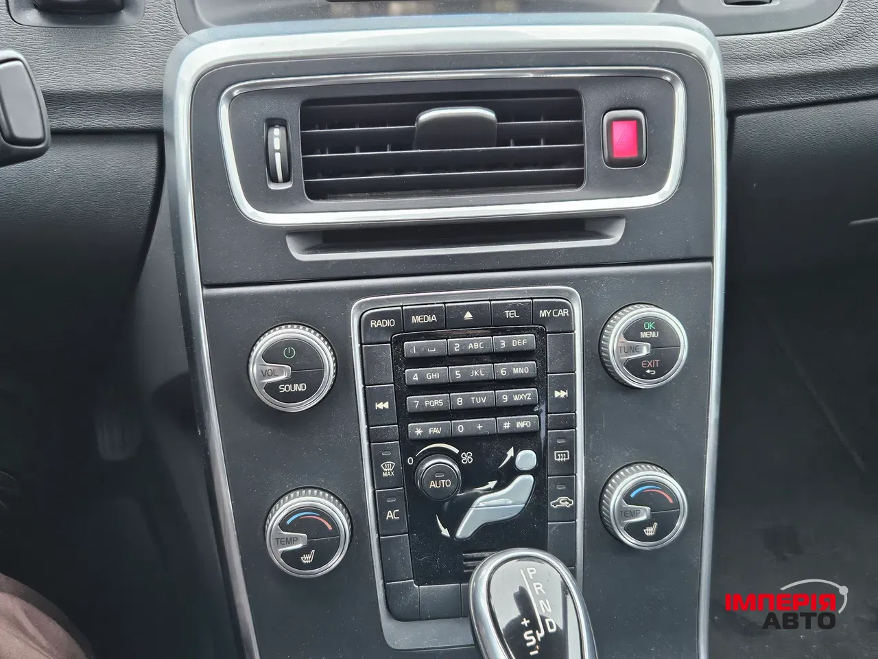 Volvo S60 - фото 36