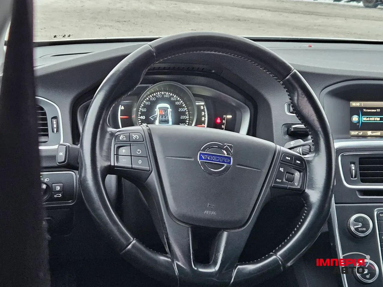 Volvo S60 - фото 20