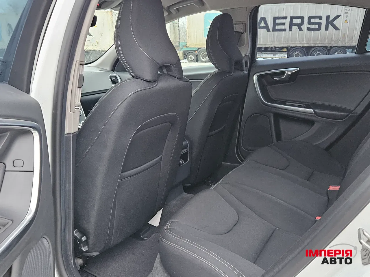 Volvo S60 - фото 21