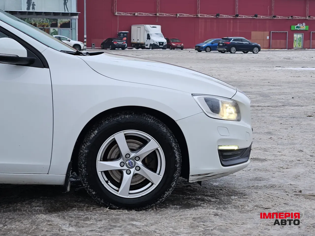 Volvo S60 - фото 2