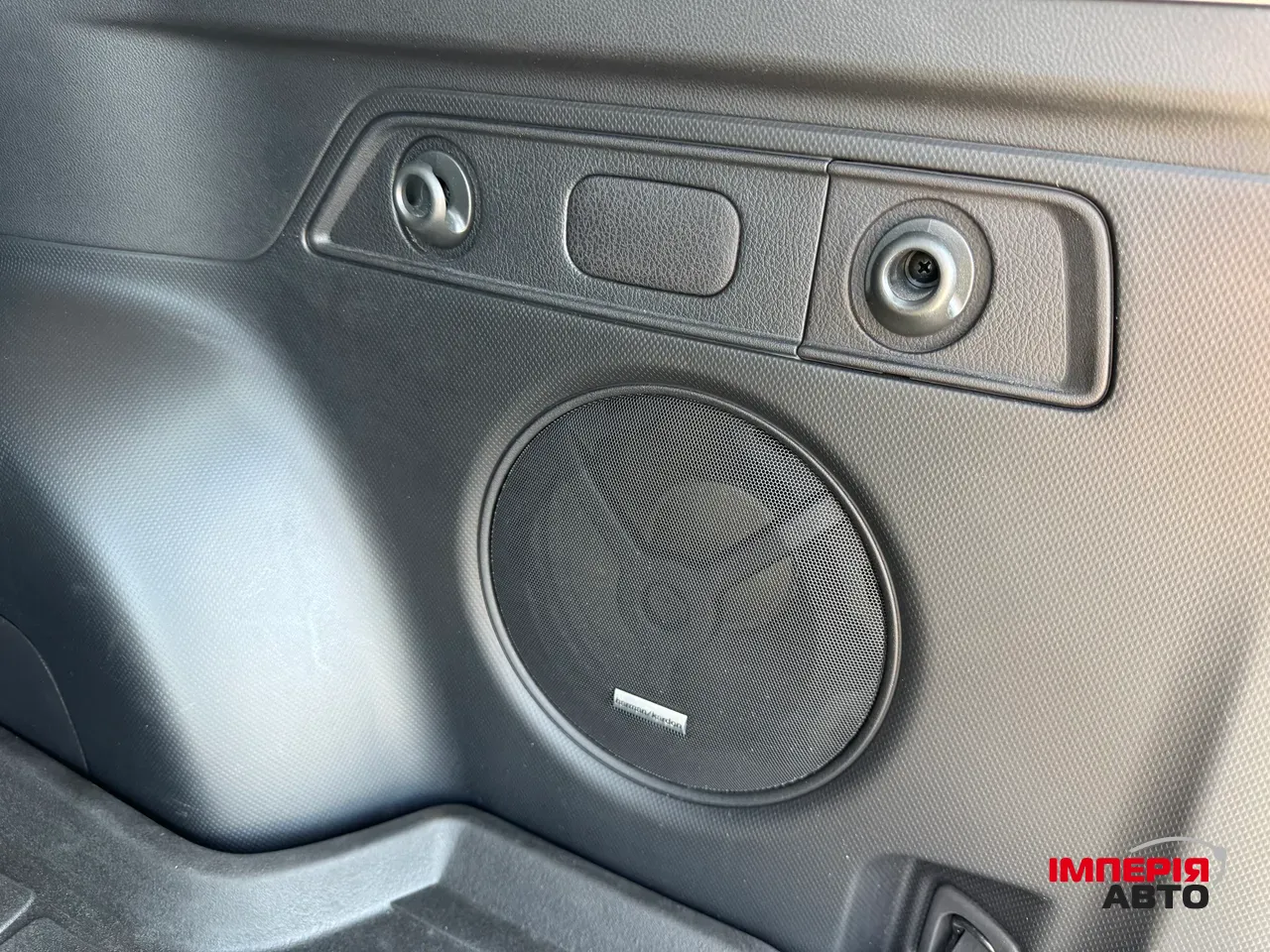 Subaru Forester - фото 55