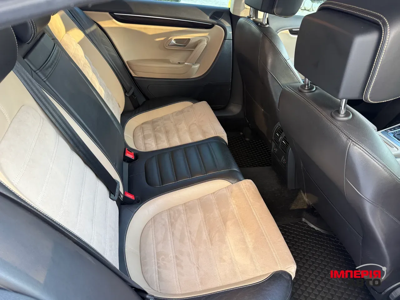 Volkswagen Passat CC - фото 9