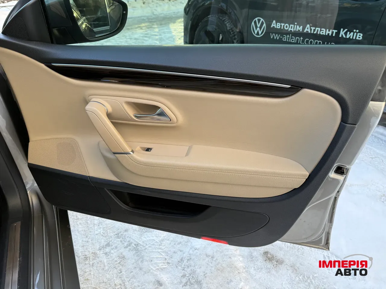 Volkswagen Passat CC - фото 7