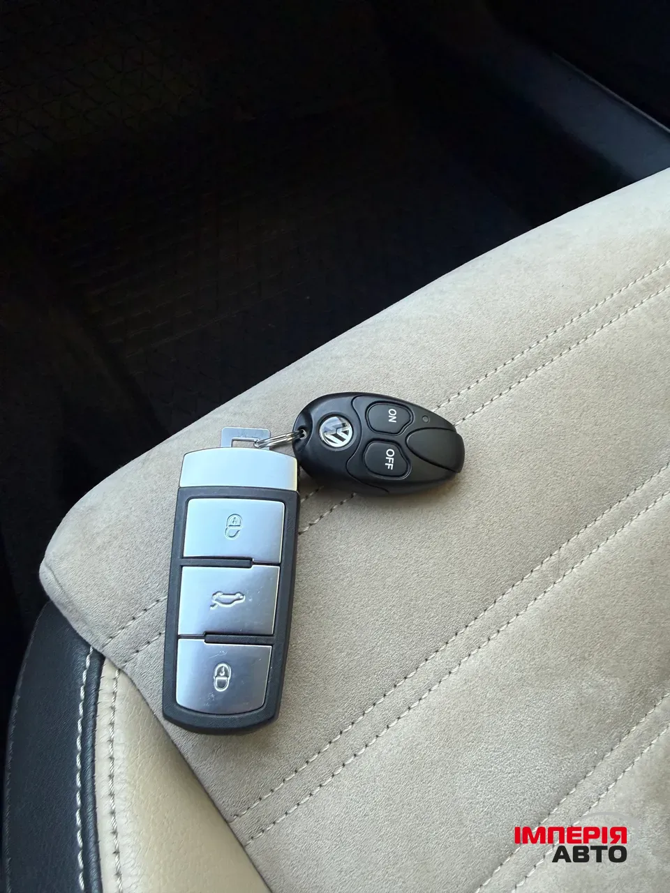 Volkswagen Passat CC - фото 14