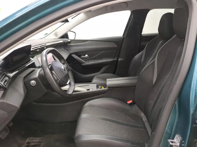 Peugeot 308 - фото 3