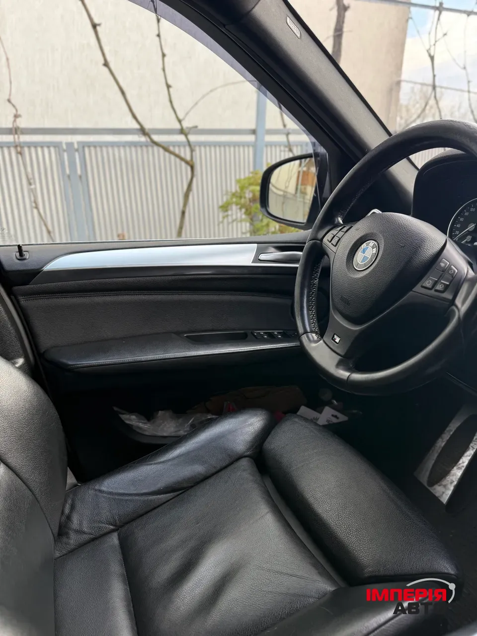 BMW X5 - фото 11