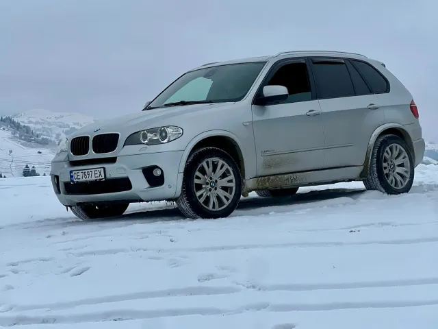 BMW X5 - фото 1