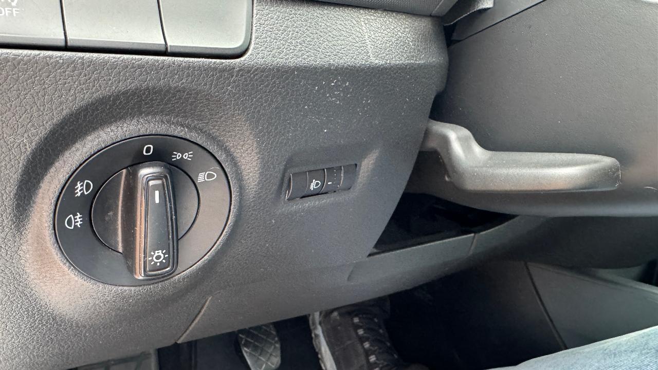 Skoda Fabia - фото 3