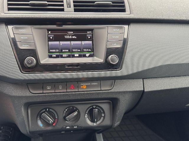 Skoda Fabia - фото 5