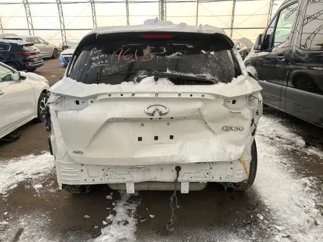Infiniti QX50 - фото 5