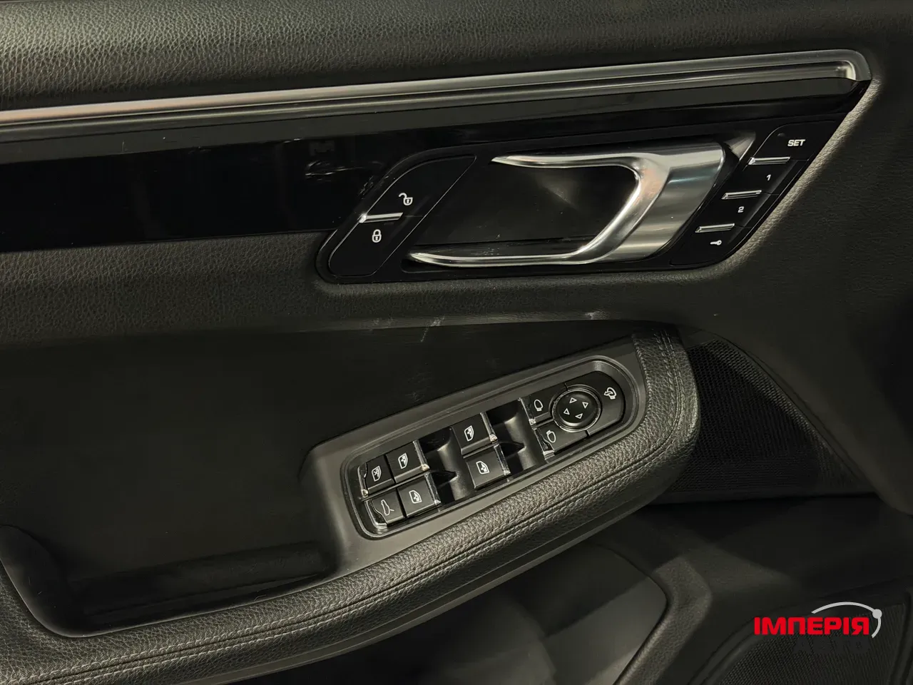 Porsche Macan - фото 15