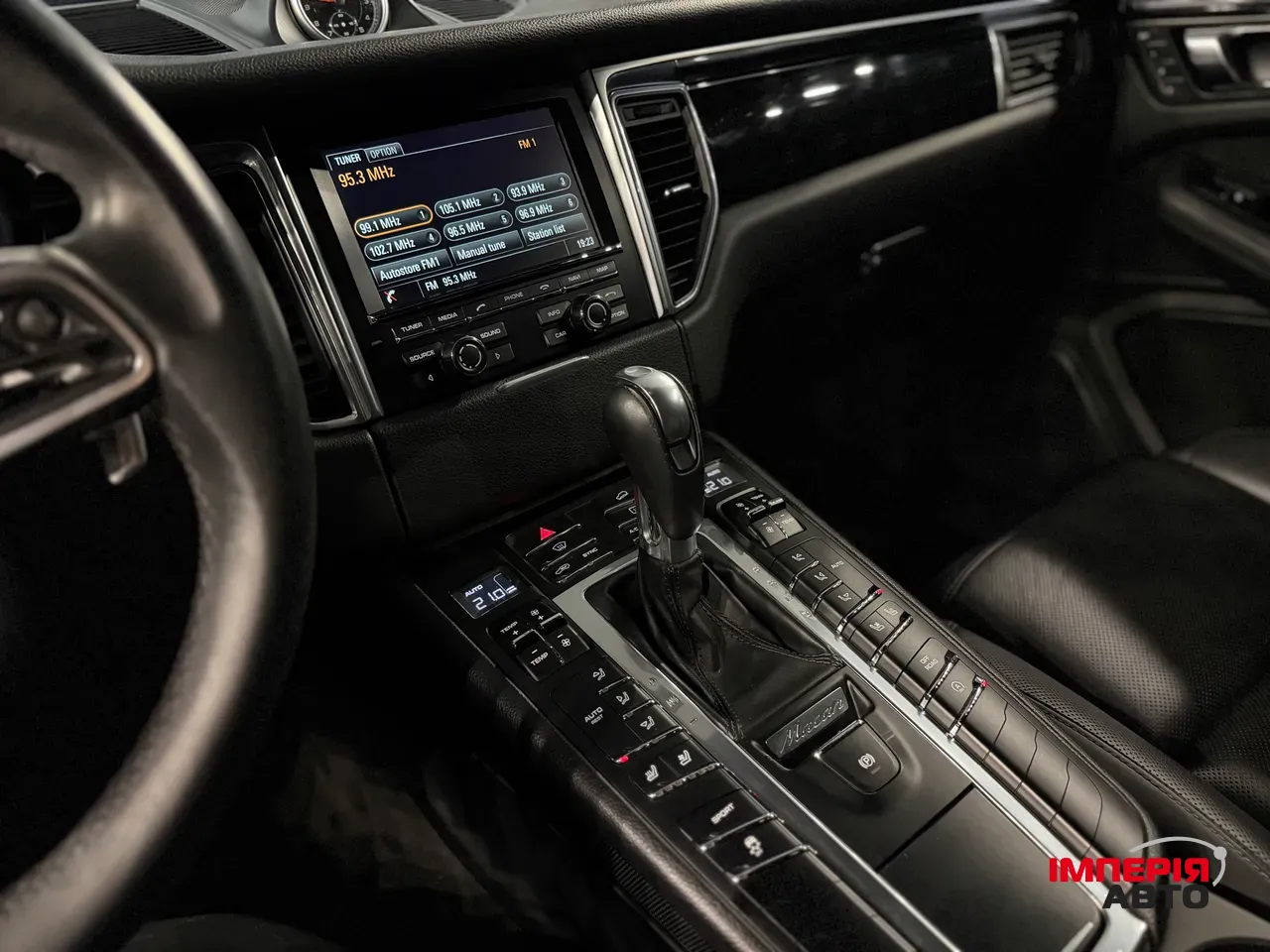 Porsche Macan - фото 30